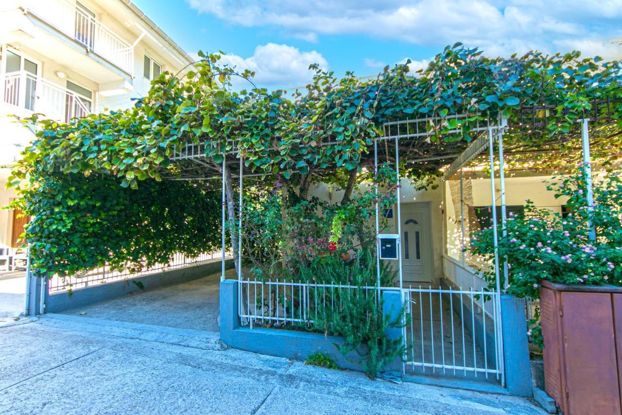 Apartments By The Sea Podaca, Makarska - 13069 Екстериор снимка